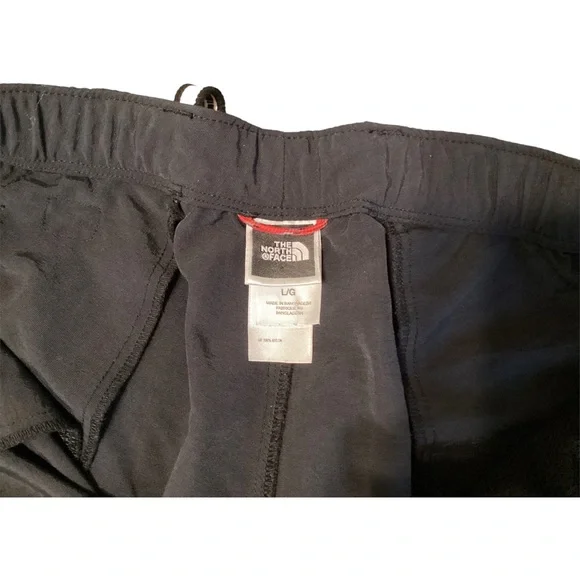 The North Face Women’s Zip Off Convertible Hiking Pockets Black Pants Size Large - Picture 9 of 16